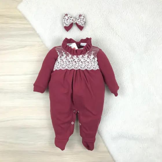 Macacão bebê menina renda delicada laço com pérola Olívia confortável