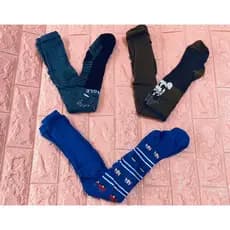 Kit 2 Meias-Calças Infantis Estampadas para Meninos – Conforto e Estilo para Todas as Idades 🧦🚀