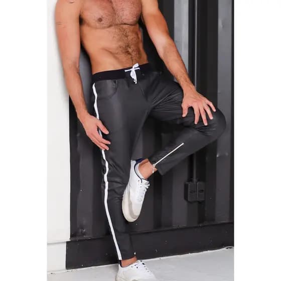 Calça Masculina JotaVê Resinada Preta com Listra na Lateral Moda Masculina