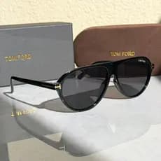 Óculos De Sol Femininos De Marca De Moda Clássica UV400 Quadrados De Abas Largas .