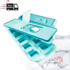 Forma de Gelo com Tampa Fundo em Silicone e Aba Enche Fácil Resistente  Enche Facil Resistente