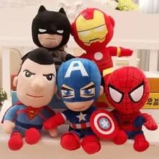Pelúcia Super-Heróis 27cm — Batman  Homem de Ferro  Capitão América  Superman Homem-Aranha