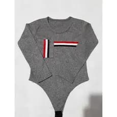 Body infantil tamanho 04 na cor cinza confortável moderno estiloso