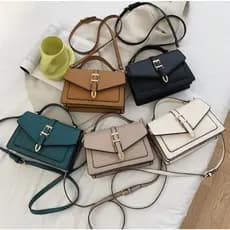 Bolsa feminina V retangular