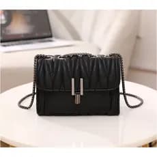 Bolsa feminina acolchoada fechamento Y