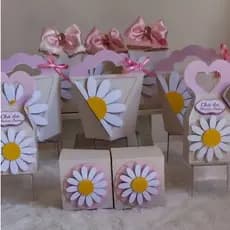 Kit festa personalizado margaridas/ Lembrancinha de festa infantil margarida/ Fazemos qualquer tema