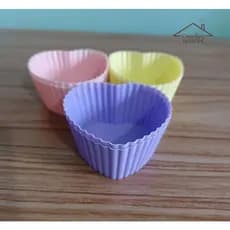 Kit 6 Forminhas Formas Cupcake 7cm Bolo Muffin Doces Silicone Formato Coração Colorido Cosy