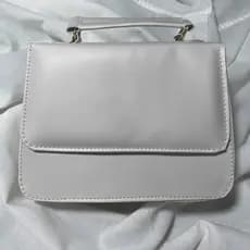 Bolsa Feminina Pequena Transversal De Ombro Minimalista de Lado