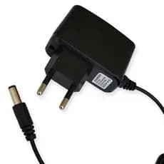 Adaptador Carregador 4.2V 0.6A Plug P4 5.2mm para Faróis e Dispositivos 4.2V com Corte Automático