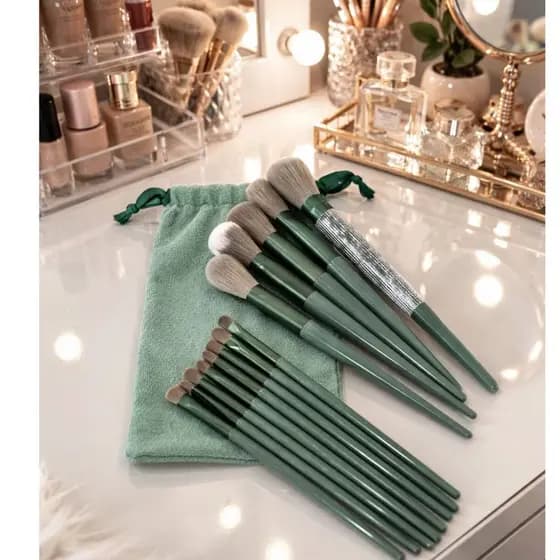 Kit completo com 13 pincéis + necessaire | Cerdas macias | Acabamento perfeito