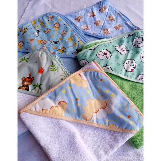 KIT TOALHA DE BANHO PARA BEBÊ 2 PEÇAS SORTIDAS MENINOS