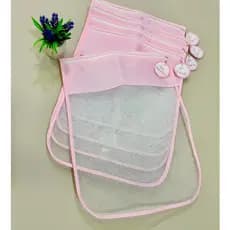 Kit 5 Saquinhos Maternidade Tule Com Detalhe Liso Rosa E Zíper Organizador Com Tags