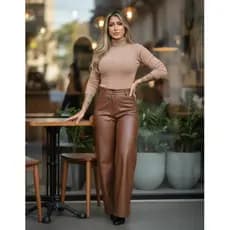 Calça Feminina Couro Sintético Pantalona Wide Leg Tamanho P (36 ao 38)