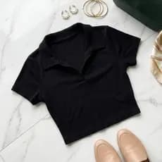 Top Feminino Gola Polo Malha Texturizada Chique Leve Ajustado pra Looks e Rotina Dia a Dia