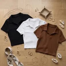 Kit 3 Blusas Cropped Femininas Gola Esportiva Ajustadas Confortáveis Visual Jovem Casual para Rotina