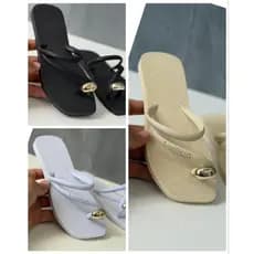 Chinelo unissex sola grossa bicolor 2026