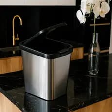Lixeira Pequena Escritorio Cozinha Banheiro 9 Litros Plástico Lixeira Escritório