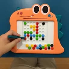 Lousa Magnética Criativa Dino com Caneta Ímã Brinquedo Infantil Quadro Mágico Magnético, Didático, Interativo, Sem Telas