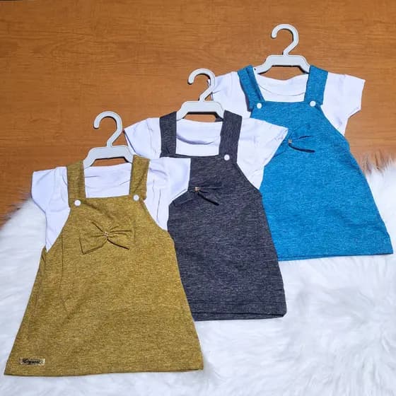 2 a 4 meses - Vestido SUNSET Feminino em cores Lisas e Blusa Básica Branca / Bebê