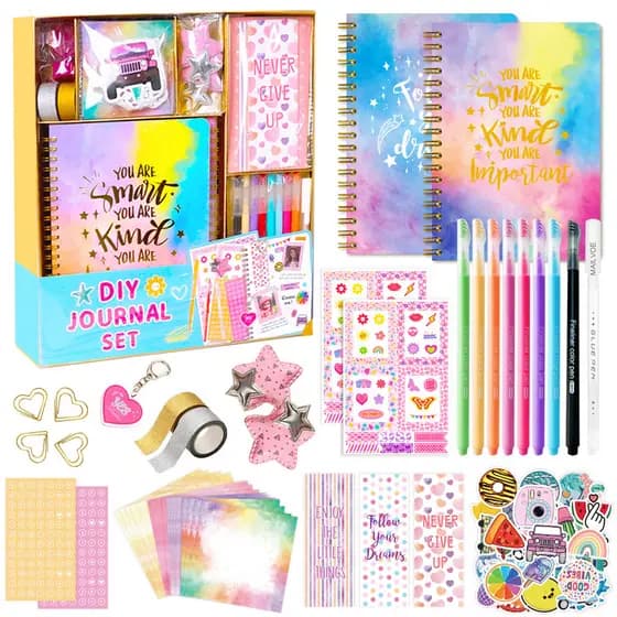 Kit De Artesanato Para Scrapbook , Diário Infantil , 2 Cadernos , 50 Adesivos , 8 Canetas , 1 Carimbo , 4 Clipes Fitas W