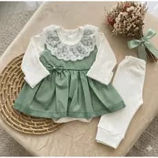 Conjunto Pagão Luxo 3 Peças Bebê 0 a 3 Meses Body Gola Perolada Vestido e Mijão Vira Pé