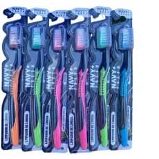 Kit Pacote Com 12 Escovas Dental Média Adulto Com Capa Protetora e Limpador De Lingua