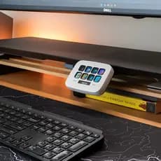 Suporte Stream Deck Neo Para Stand de Monitor