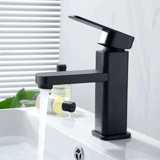 Torneira de Inox de Banheiro Moderna Alavanca Luxo Cromo Premium Monocomando....