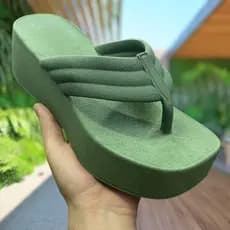 Chinelo Delta Plataforma Lançamento Imperdível Para o Verão - Cores Versáteis