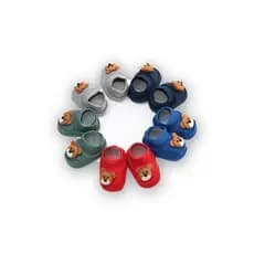 SAPATINHO BEBE TIPO PANTUFA MEIA TEMA URSINHO