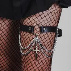 Harness Garter Liga Cruz Adaga Gótico Corrente Dupla Bilateral Alternativa Feminina Coxa Perna Cinta