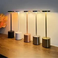 Luminária de Mesa Abajur Cabeceira Escrivaninha LED 3 em 1 Recarregável Tipo C Preto Cromado Dourado