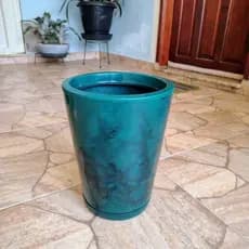 Vaso Moderno de Polietileno Para Plantas, Flores, Jardim, Decoração - Cone N1