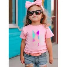 CAMISA CAMISETA MODA INFANTIL E JUVENIL ESTILOSA E CONFORTAVEL ESTAMPADA A BANDA DO MOMENTO BTS  COLORIDO