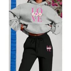 KIT CONJUNTO CALÇA + MOLETOM COM CAPUZ E BOLSO MODA FEMININA ESTILOSA PARA O DIA A DIA ESTAMPADO LOVE ROSA FLORES