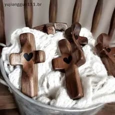 # Novo 1 Peça Crucifixo De Madeira Conforto Segurando Bolso Cruzado Tamanho Pequeno Portátil Oração Cristã Cruz Alívio D