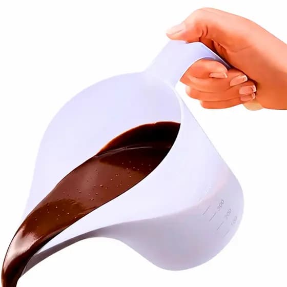 Jarra Medidora Graduada 800ml Plasútil Com Funil Bico Para Água Suco Receitas Culinárias