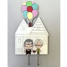 Porta Chave Casal Up Altas Aventuras Decoração Para Apartamento Com Chaveiros Fofos Em MDF