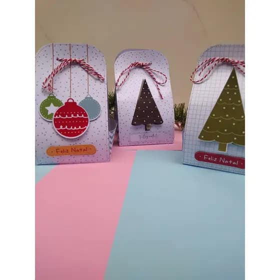 Caixinha Natalina com Apliques e Fitinha– Ideal para Mini Panetone 🎄🎁