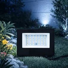Refletor LED SMD 300W 6500K Branco Frio IP67 Bivolt 110-265V 12x9cm 1 Unidade ou Kit 2 para Jardim Garagem Fachada