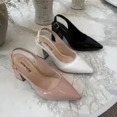 Scarpin Feminino Bico Fino SlingBack Abotoar Tira Atrás Salto Alto Bloco 8cm Social Macio Liso