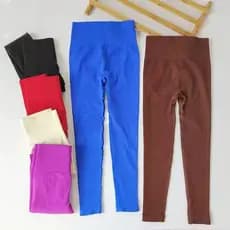 Calça Legging Canelada Preta - Cintura Alta Com Costura Realça Bumbum para Academia Feminina, Elástica e Fitness