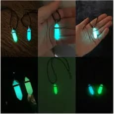 Colar De Pedra Hippie Quartzo Lua Natural Brilha No Escuro azul ou verde cordão preto ajustavel prota entrega