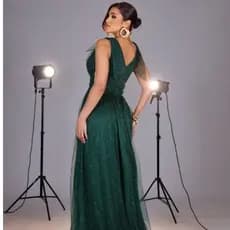 Vestido de Festa  Mari  Ideal pra Madrinha  Casamento Formatura com brilho.