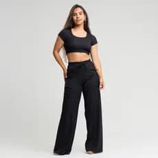 Conjunto Feminino Canelado Calça Pantalona e Top Cropped Manga Curta