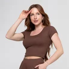 Top Cropped Feminino com Manga Curta e Decote Redondo