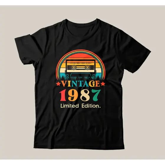 Camiseta Preta Casual  Fita Vintage Limited Editom Ano 1987