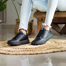Tênis masculino casual sneaker sola alta leve e com estilo Casual Na Promoção Black
