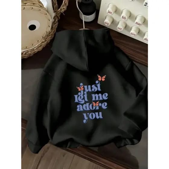 Moletom Casual Unisex com Capuz - Estampa "Just Let Me Adore You" e Borboletas Coloridas, Cordão Ajustável, Macio, Confo