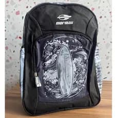 Mochila de Costas Mormaii Preto Com detalhe Surf Cinza Alças Reforçadas Escolar
